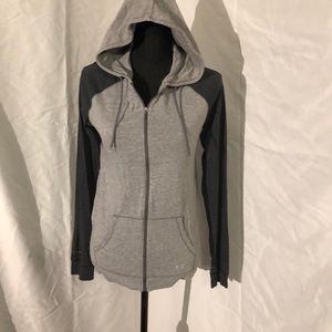 Thin UnderArmor sweatshirt